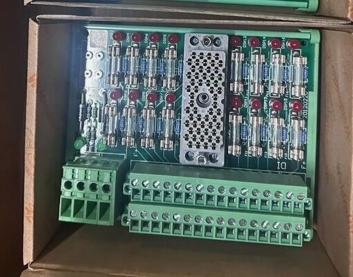 Invensys Triconex 9563-810 Digital Input Module with 24 V AC/DC 16 Points and 1A Slow Fuse Protection